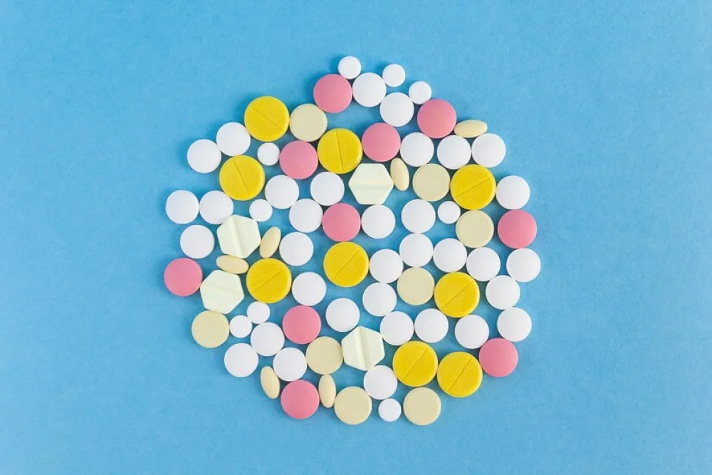 Top Desogestrel 0.15 & Ethinyl Estradiol 0.02 mg Tablets Third Party Manufacturing Company